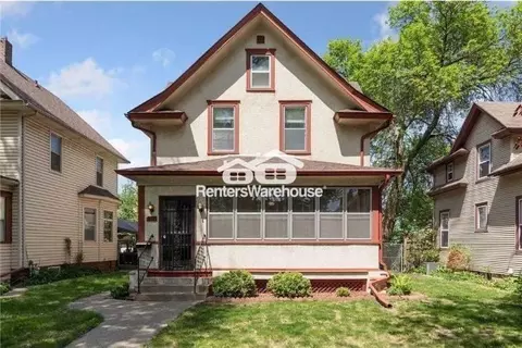 945 Sherburne Ave, Saint Paul, MN 55104