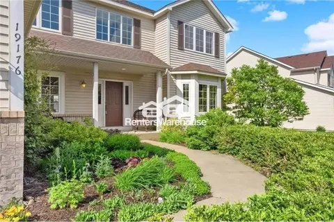 19176 Ittabena Way, Lakeville, MN 55044