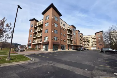 1155 Ford Rd #307, Saint Louis Park, MN 55426