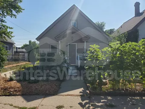 2717 Grand St NE, Minneapolis, MN 55418