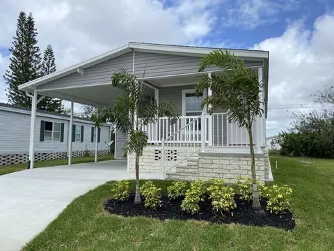 1405 82nd Ave #106, Vero Beach, FL 32966
