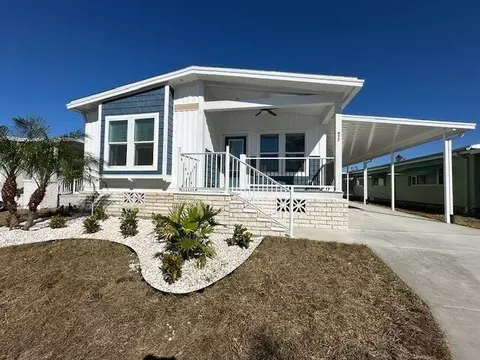 977 Montego E, Venice, FL 34285