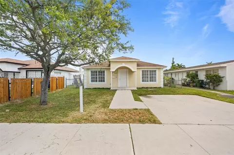 841 NW 10th St, Hallandale Beach, FL 33009