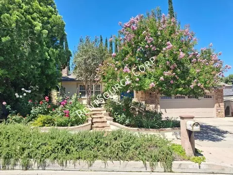 26421 Torreypines Dr, Santa Clarita, CA 91321