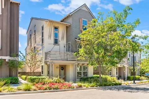 2109 Donnells Ln, Dublin, CA 94568