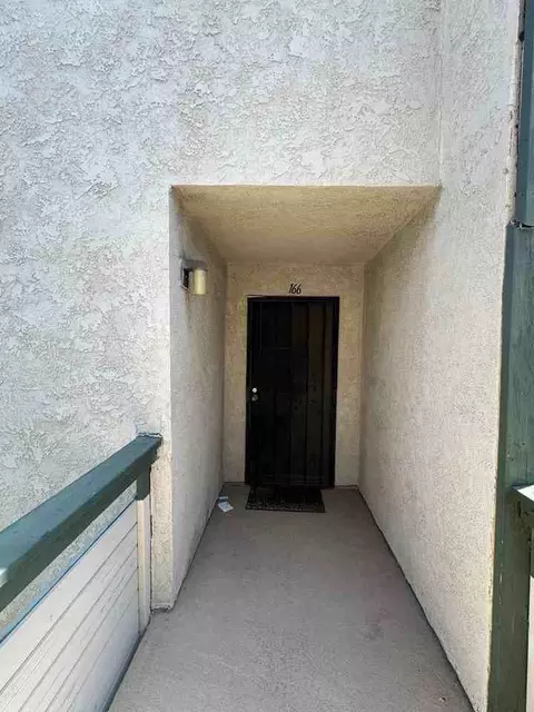 2255 Cahuilla St #166, Colton, CA 92324