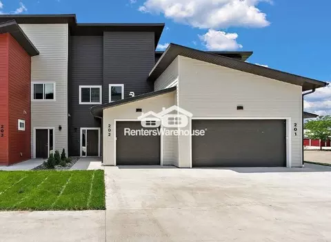 3690 9th St NW UNIT 201, Rochester, MN 55901