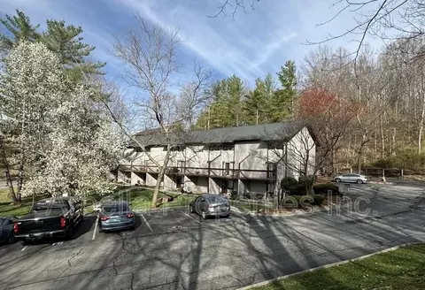 420 W Jackson Blvd #47, Jonesborough, TN 37659