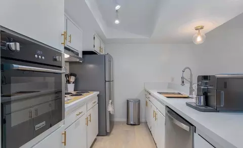 5870 Green Valley Cir, Culver City, CA 90230
