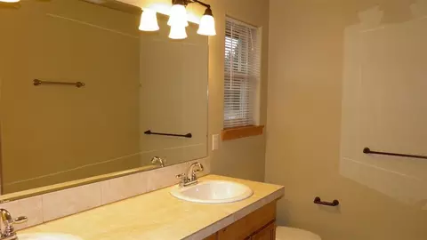 20249 Knightsbridge Pl, Bend, OR 97702 photo 10