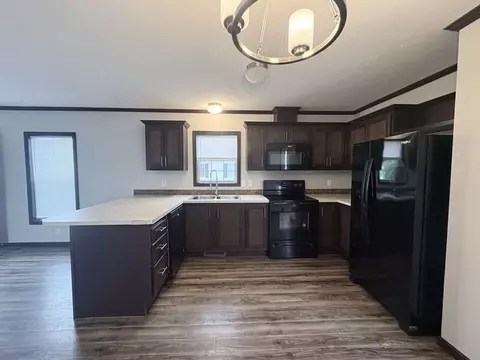10694 E State Route 762 #6M, Lockbourne, OH 43137