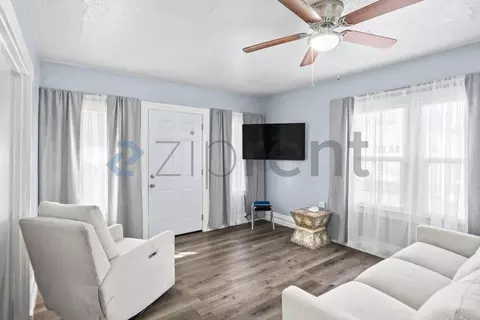 5915 Avenal Ave #5915, Oakland, CA 94605