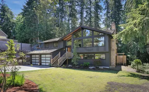 5712 96th St SW, Mukilteo, WA 98275