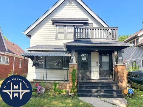 3021 N 61st St #LOWER, Milwaukee, WI 53210