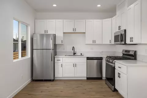 6765 N Elman St, San Diego, CA 92111
