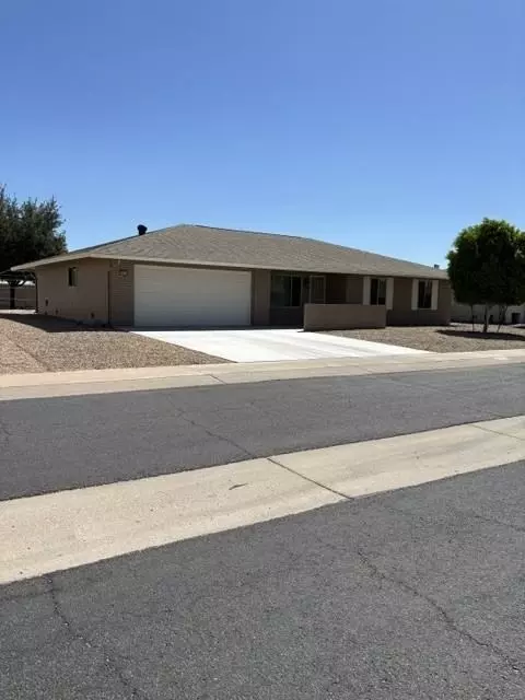 15819 N Meadow Park Dr #NA, Sun City, AZ 85351