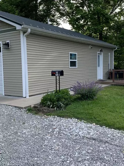 105 Bicknell St #BLDG 2, Columbia, MO 65203