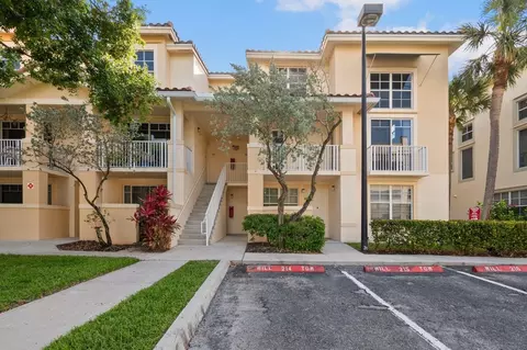 4822 Chancellor Dr, Jupiter, FL 33458