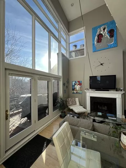 Undisclosed, Chicago, IL 60622