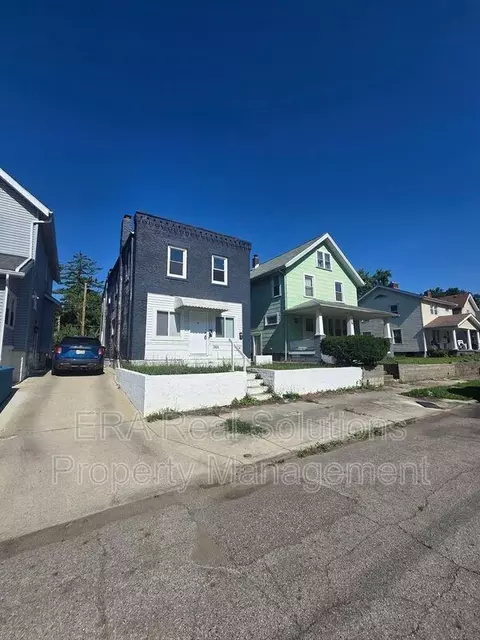 361 S Harris Ave #A, Columbus, OH 43204