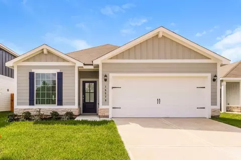 15578 Caramel Springs Dr, Conroe, TX 77303