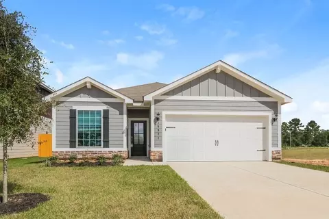 15571 Caramel Springs Dr, Conroe, TX 77303