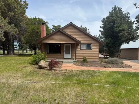 21730 NE Butler Market Rd, Bend, OR 97701