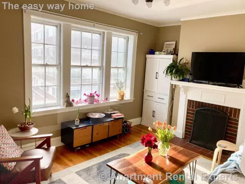 285 Harvard St #307, Cambridge, MA 02139