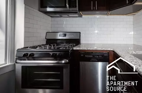 6748 N Ashland Ave #503, Chicago, IL 60626