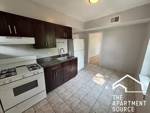 3807 W Thomas St #1, Chicago, IL 60651
