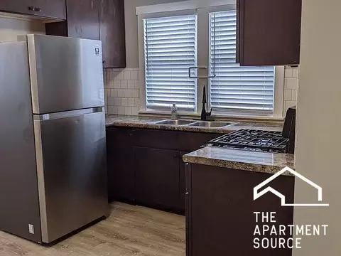 2507 N Lotus Ave #2, Chicago, IL 60639