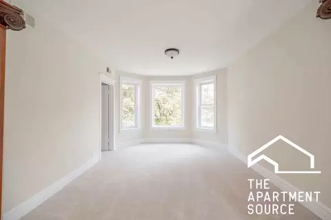 2110 N Avers Ave #2, Chicago, IL 60647