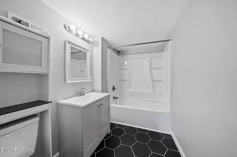 122 Avalon Trl #NA, Knoxville, TN 37920
