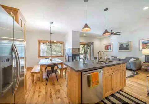 10183 Palisades Dr #1, Truckee, CA 96161