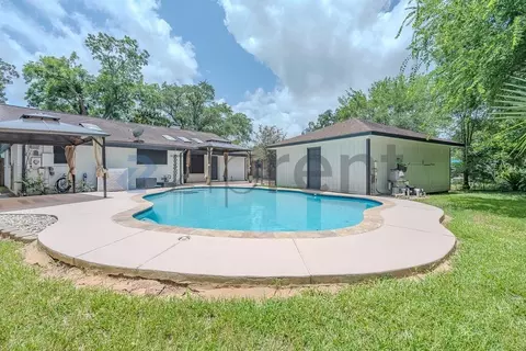 15443 Blackhawk Blvd, Friendswood, TX 77546