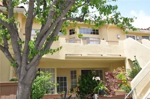 61 Alicante Aisle # 65, Irvine, CA 92614