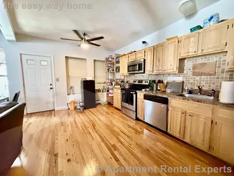 122 Berkshire St #2-1A, Cambridge, MA 02141