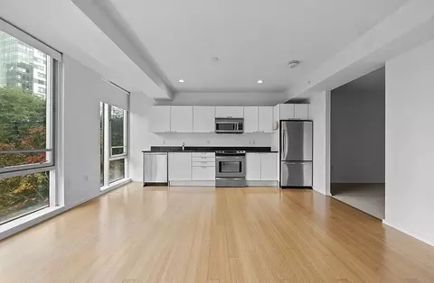 2 Earhart St #320, Cambridge, MA 02141