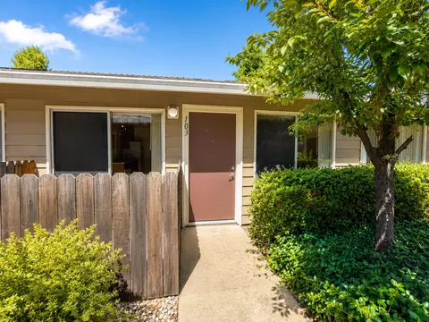 1574 Heather Dr #103, Yuba City, CA 95993