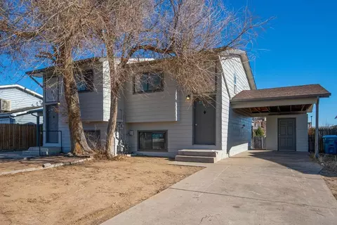 6252 Pontiac St, Commerce City, CO 80022