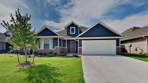 9004 NW 127th Ter, Yukon, OK 73099