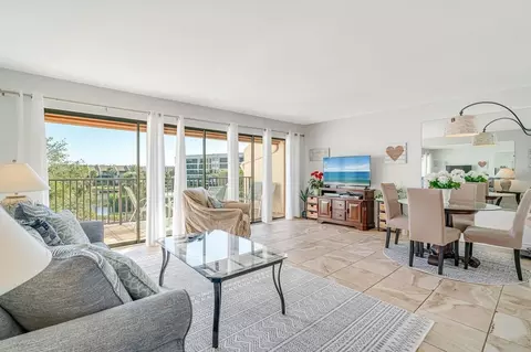 1400 Cove Ii Pl #1578373P, Siesta Key, FL 34242
