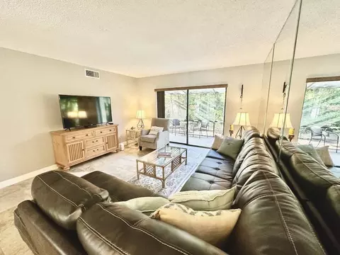 6327 Midnight Cove Rd #1578382P, Siesta Key, FL 34242