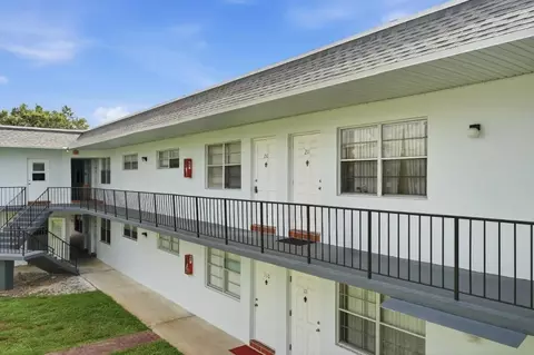 6191 SW 37th St #210, Davie, FL 33314