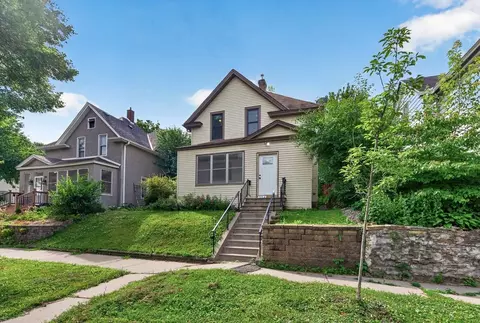 754 5th St E #1, Saint Paul, MN 55106