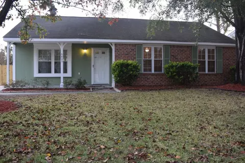 amberlake dr, North Charleston, SC 29418