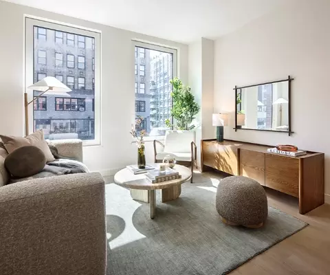 335 8th Ave #307, New York, NY 10001