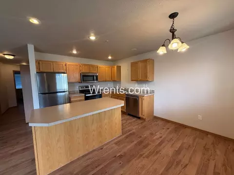 403 S Eastern Rd #101, Spokane Valley, WA 99212