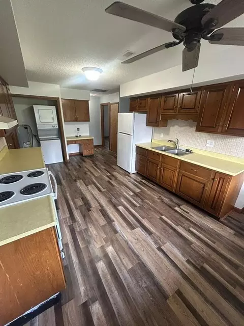 31497 Burt St, Chenoa, IL 61726