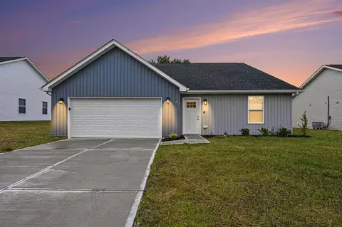 2064 Thimble Creek Dr, Dayton, OH 45426